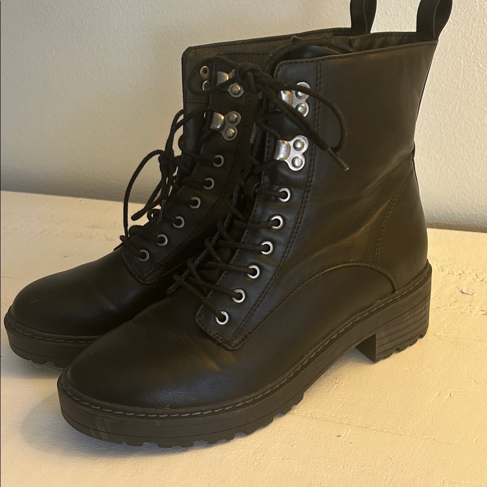 Universal Thread Black Lace-Up Combat Boots